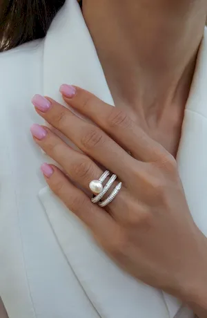 Кольцо Жемчужный Болт